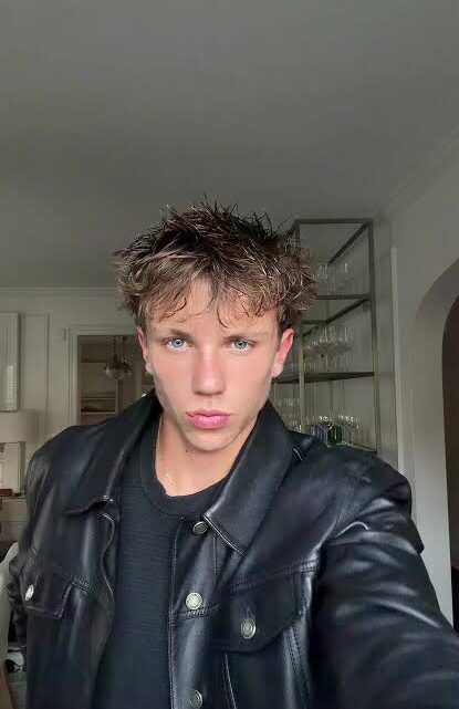 Hudson Cryder Biography: Age, Height, Net Worth, Parents, Siblings, Girlfriend, Education, Instagram, TikTok