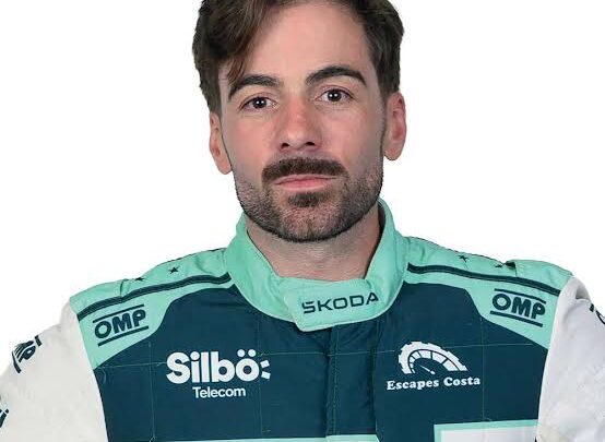 José Antonio Suárez Londoño Biography: Age, Wife, Net Worth, Parents, Education, Drawings, Exhibitions