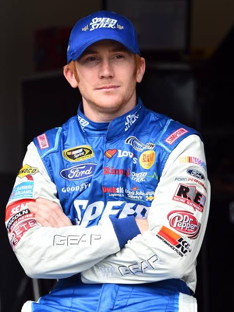 Cole Whitt Biography: Age, Girlfriend, Net Worth, Parents, Career, Retirement, Awards