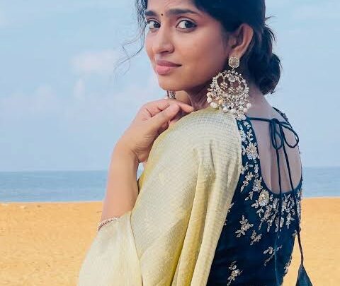Divya Sripada Biography: Age, Parents, Siblings, Height, Net Worth, Husband, Movies, Boyfriend