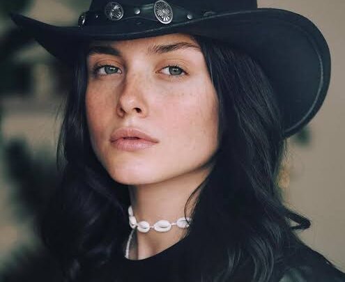 Fatemeh Masoudifar Biography: Age, Husband, Parents, Siblings, Height, Net Worth, Movies, TV Series