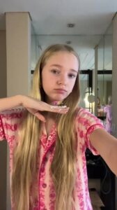 Lucy Mae - Biography