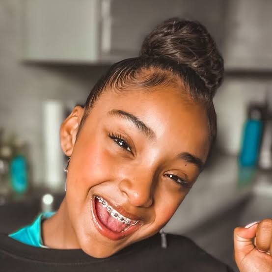 Akili Isabella Biography: Age, Net Worth, Parents, Boyfriend, TikTok, Cheerleading, Songs, Instagram