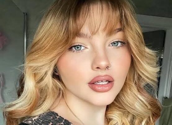 Sophia Mitchell Biography: Age, Height, Net Worth, Ex-Boyfriend, Parents, Siblings, YouTube, TikTok