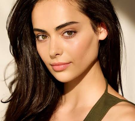 Aubri Ibrag Biography: Age, Height, Net Worth, Boyfriend, Parents, Sister, Dive Club, The Buccaneers, Instagram