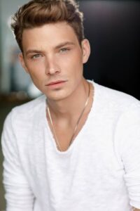 Chris Schellenger - Biography