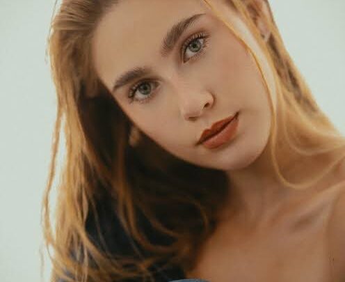 María Salomé Biography: Age, Height, Net Worth, Parents, Boyfriend, Instagram, Agency, Career, Colombian Model