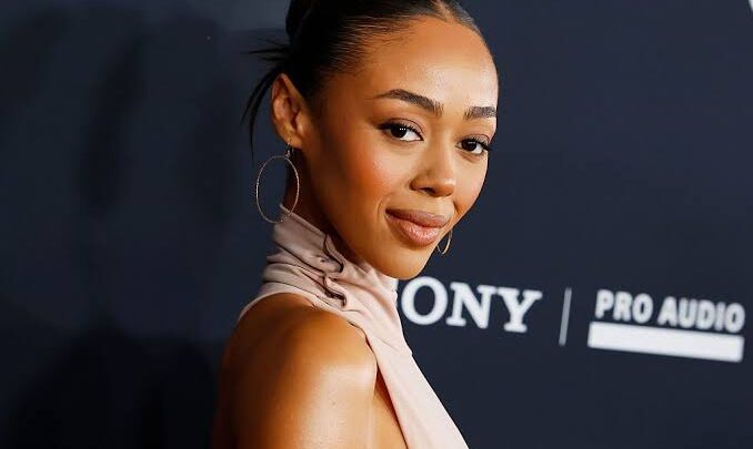 Bella Harris Biography: Age, Height, Net Worth, Parents, Father, Siblings, Uncle, Boyfriend, Career