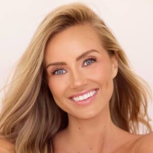 Kayla Jones - Biography