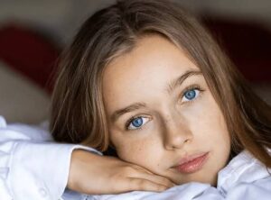 Emilia Danielle - Biography