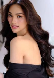 Francine Garcia - Biography