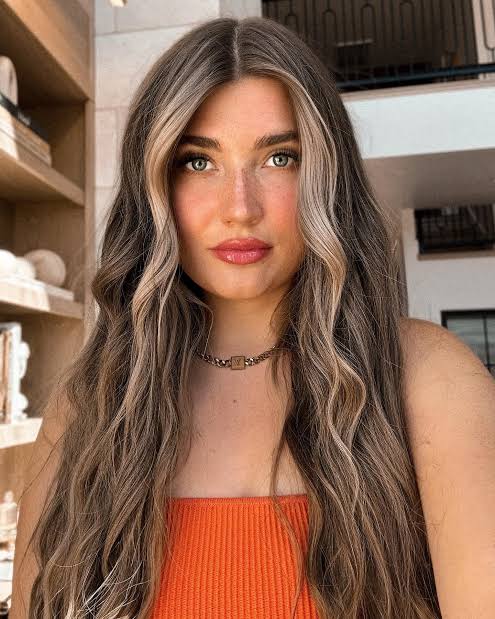 JustKass Biography: Age, Husband, Daughter, Height, Net Worth, Parents, Siblings, YouTube Channel, Songs