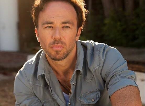 Kick Gurry Biography: Age, Girlfriend, Height, Net Worth, Parents, Movies & TV Shows