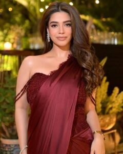Kimaya Kapoor - Biography
