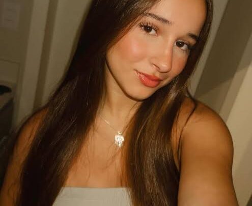 Julia Petroni Biography: Age, Height, Net Worth, Parents, Fashion, Beauty, Instagram, TikTok, Boyfriend
