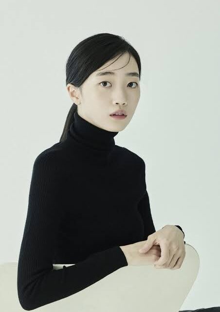 Oh Woo-ri Biography: Age, Height, Dramas, Movies, Net Worth, Boyfriend, Parents, Friendly Rivalry