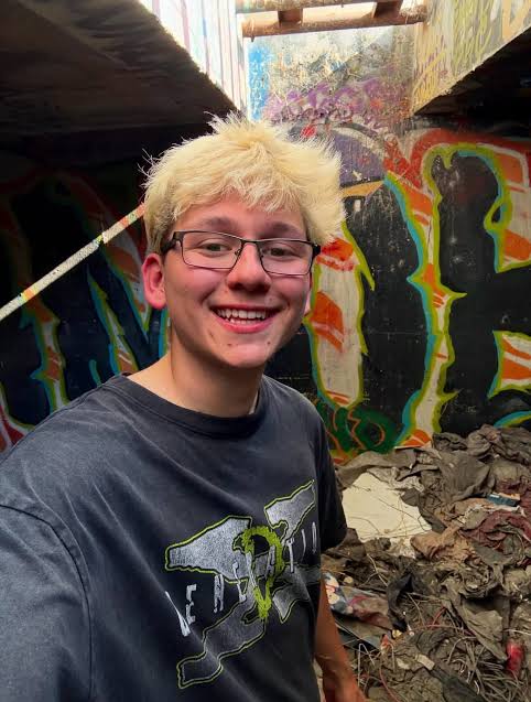 Zachcray Biography: Real Name, Age, Net Worth, YouTube, Pranks, Parents, Girlfriend, Prank, Career