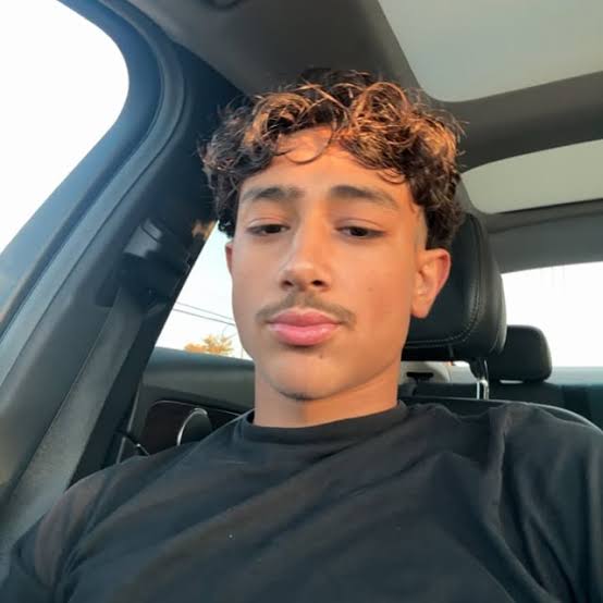 Amro Obeid Bio: Age, Height, Net Worth, Parents, Girlfriend, Ethnicity, Instagram, TikTok