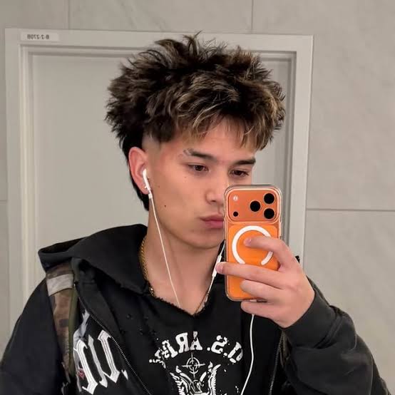 CalebJew Biography: Age, Height, Net Worth, Parents, Girlfriend, Instagram, Real Name
