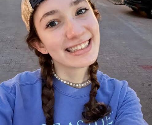 Lilah Levine Bio: Age, Height, Net Worth, Parents, Siblings, Boyfriend, Brother, Instagram