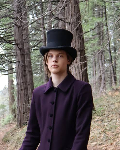Toren Wolf Biography: Age, Height, Mother, Net Worth, Autism Advocacy, Books, Instagram, Girlfriend