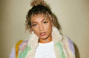 DaniLeigh - Biography