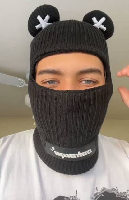 Veshremy Biography: Real Name, Age, Face Reveal, Net Worth, Sisters, YouTube, Height, Girlfriend