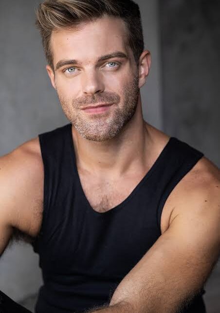 Harry Cook Biography: Husband, Age, Kids, Height, Net Worth, Parents, Books, Movies & TV Shows