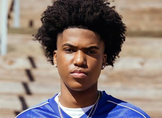 Roman Too Lit Biography: Real Name, Age, Net Worth, Siblings, Girlfriend, Parents, KRown Family, YouTube