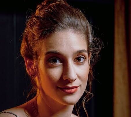 Marta Dancingerová Biography: Boyfriend, Age, Son, Height, Net Worth, Parents, Books, Movies & TV Shows