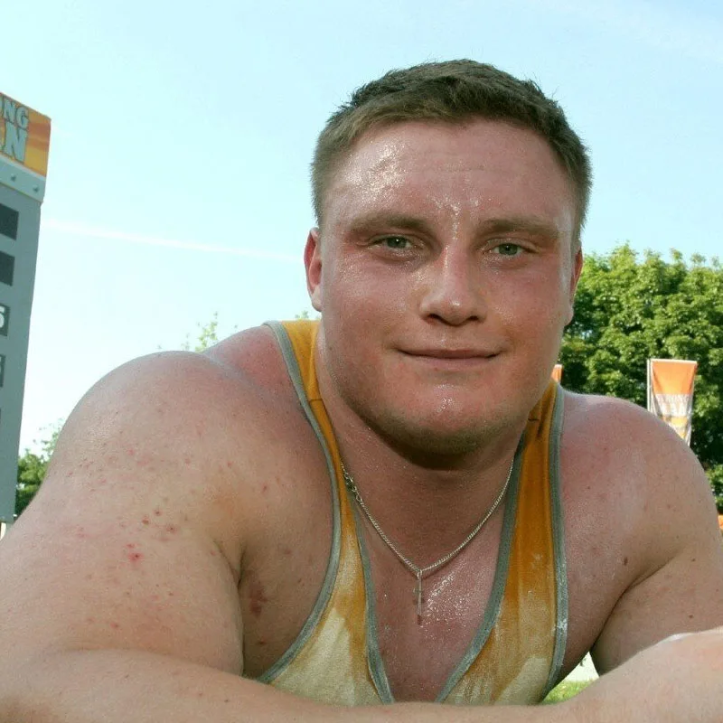 Krzysztof Radzikowski - Biography