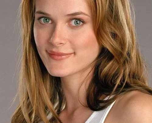 Rachel Blanchard Biography: Age, Husband, Daughter, Height, Net Worth, Parents, Movies & TV Shows, Awards