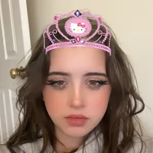 Lanadoriss Biography: Parents, TikTok, Content Creator, Siblings, Instagram, Net Worth, Age