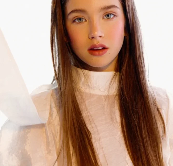 Darya Demidenko Biography: Age, Height, Net Worth, Parents, Boyfriend, Instagram, Career, Magazine Covers