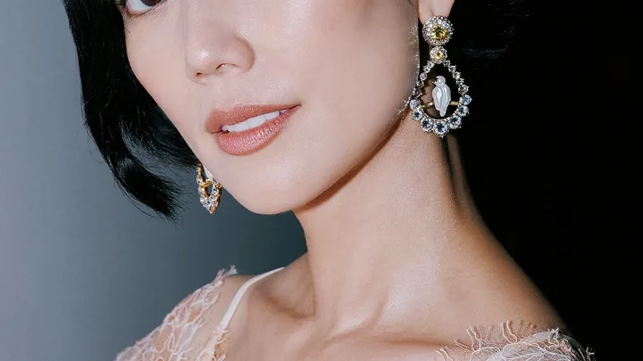 Tao Okamoto Biography: Age, Fim, Net Worth, Parents, Height, Siblings, Wiki, Spouse, Instagram