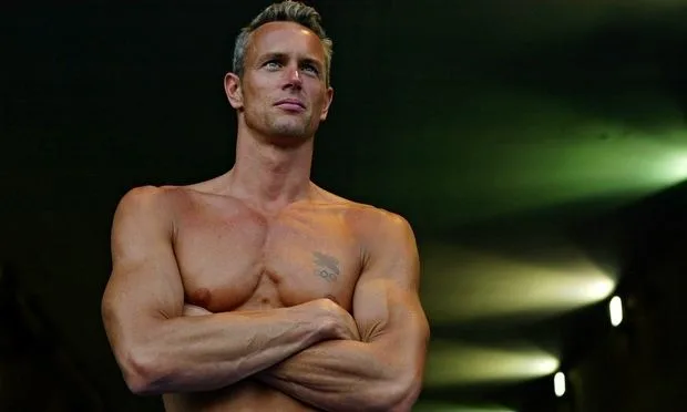 Mark Foster Biography: Awards, Age, Children, Net Worth, Parents, Height, Family, Siblings