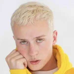 George Todd McLachlan Biography: Net Worth, Girlfriend, Age, Movies, TV Shows, Parents, Instagram