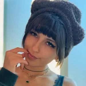 Suki Mellow - Biography