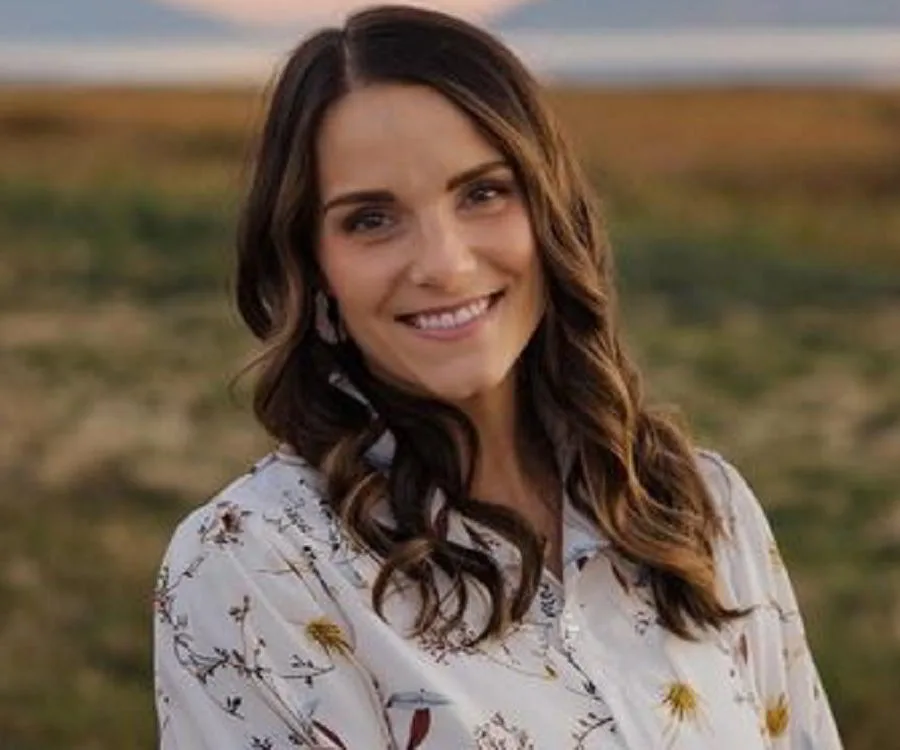 Mindy Bingham - Biography