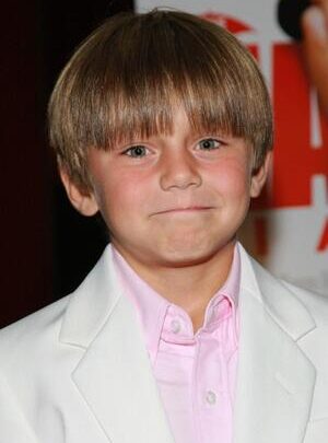 Nicholas Art Biography: Age, Girlfriend, Height, Net Worth, Parents, Movies & TV Shows, Awards