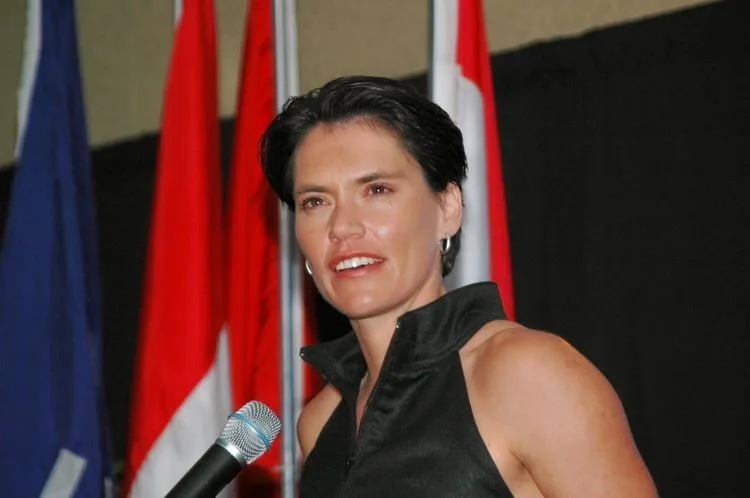 Penelope Heyns Biography: Awards, Siblings, Age, Records, Net Worth, Height, Parents, Career, Instagram