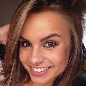 Savannah Prez - Biography