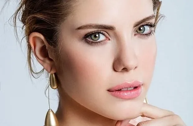 Melina Ozturk Biography: Age, Height, Parents, Boyfriend, Net Worth, Career, Movies, Instagram