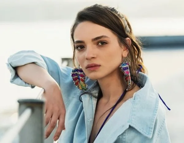 Sifanur Gül Biography: Movies, Age, Net Worth, Boyfriend, Instagram, Height,