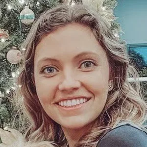Grace Sharer - Biography