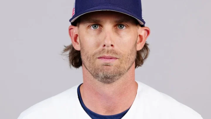 Jeff McNeil Biography: Age, Wife, Kids, Height, Net Worth, Parents, Siblings, Stats, Awards