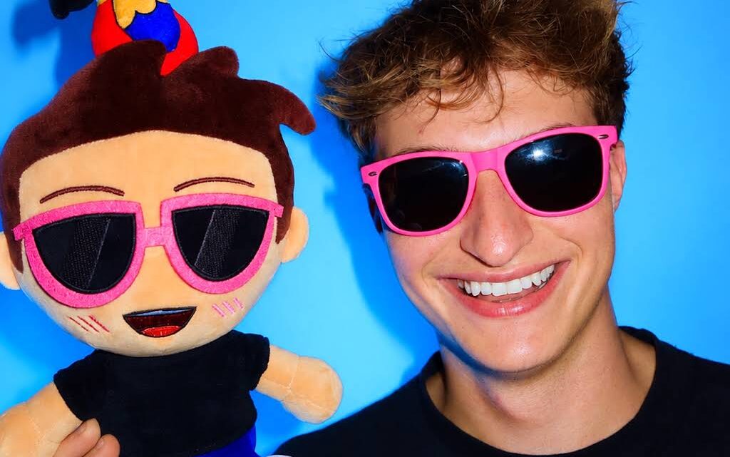 nobrainjames Biography: Real Name, Age, Net Worth, Roblox, YouTube, Girlfriend, Height, Parents