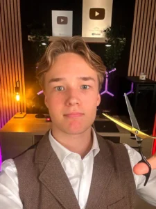 Lowe ASMR - Biography
