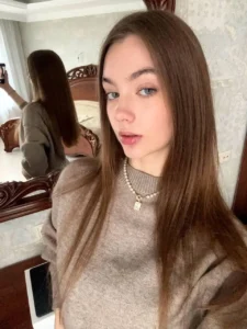Yana Kozlova - Biography