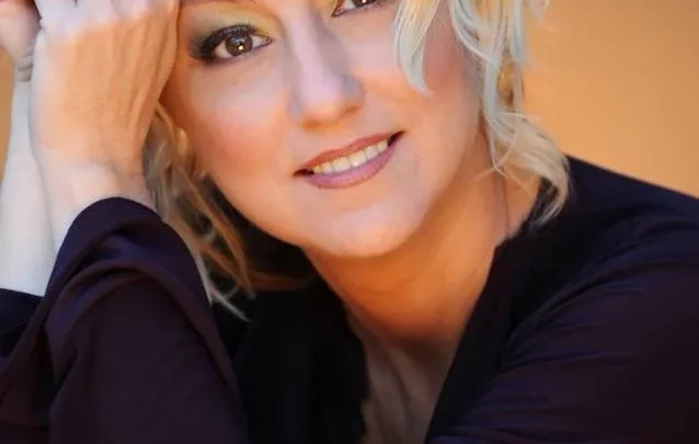 Yvonne Suhor Biography: Age, Death, Height, Net Worth, Parents, Movies & TV Shows, Career